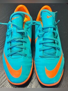 Nike Nike Mercurial Victory III IC Teal and Orange Soccer Cleats size 5.5Y